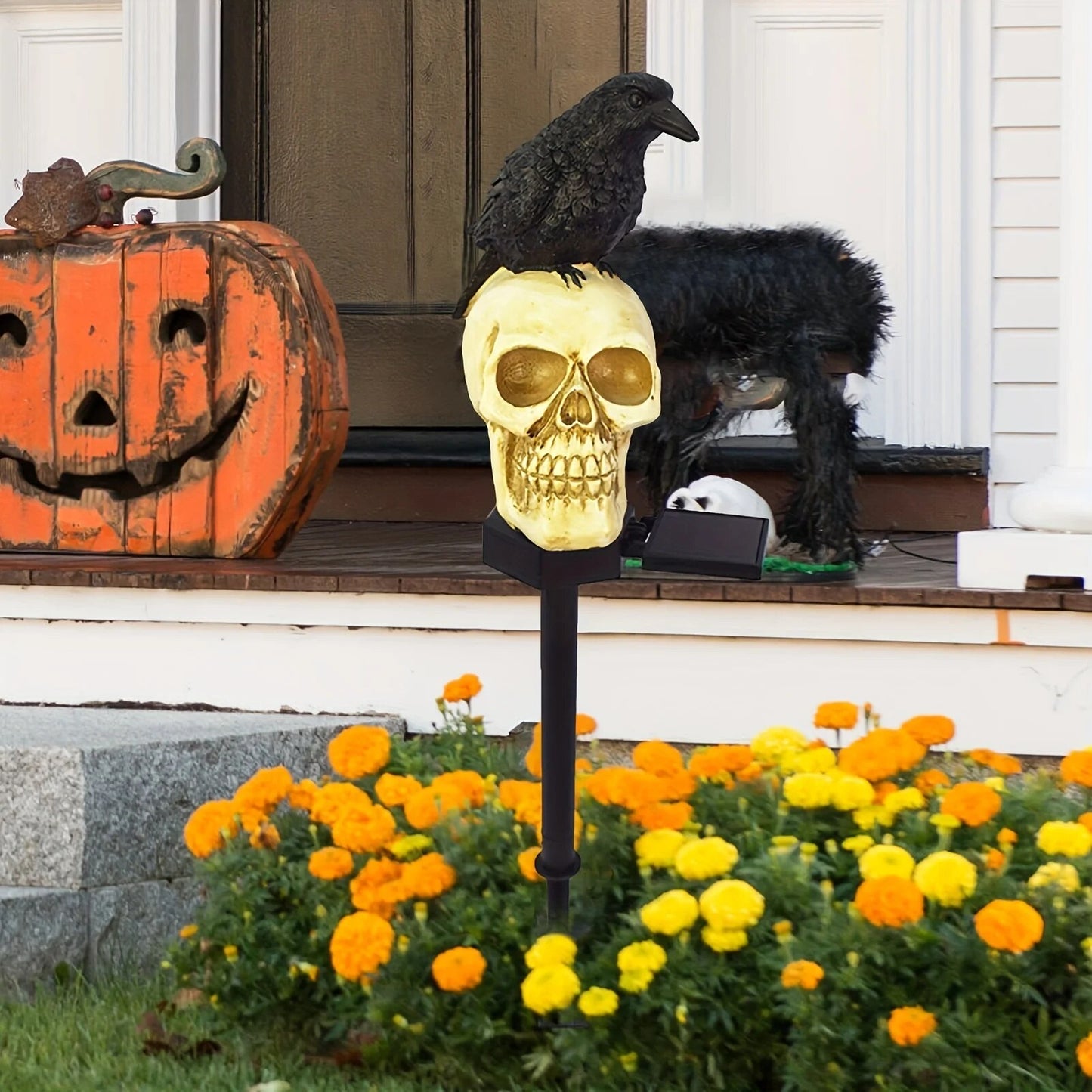 Solar Resin Halloween Crow Skull Light Outdoor