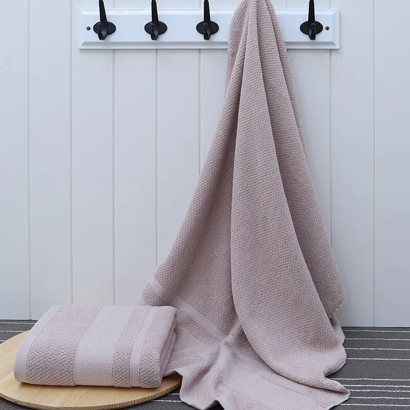 Thickened cotton bath towel